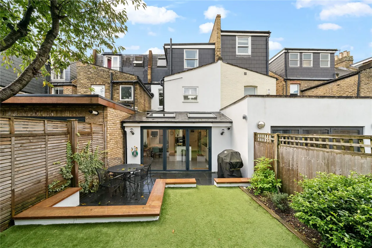 Connaught Road, Teddington, TW11 0PX, photo 8