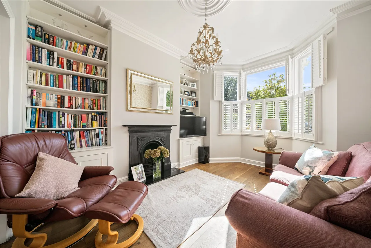 Connaught Road, Teddington, TW11 0PX, photo 3