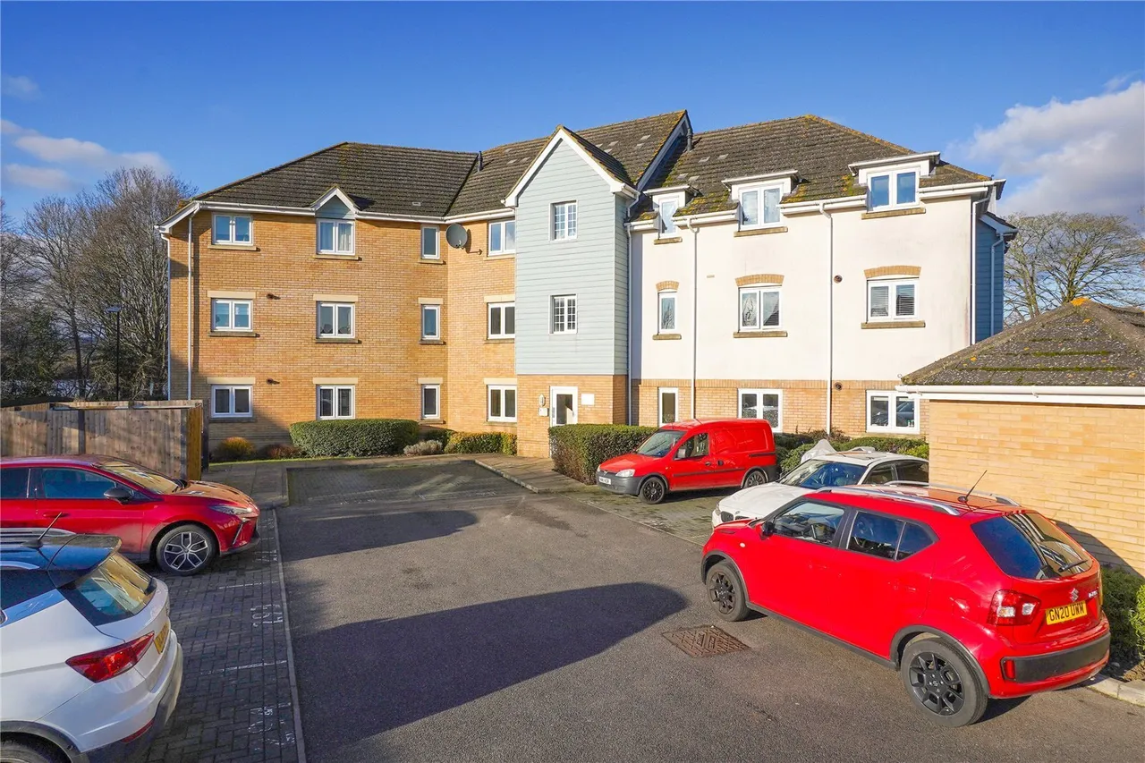 2 bed flat for sale — Sherwood Avenue, Larkfield, Aylesford, Kent, ME20