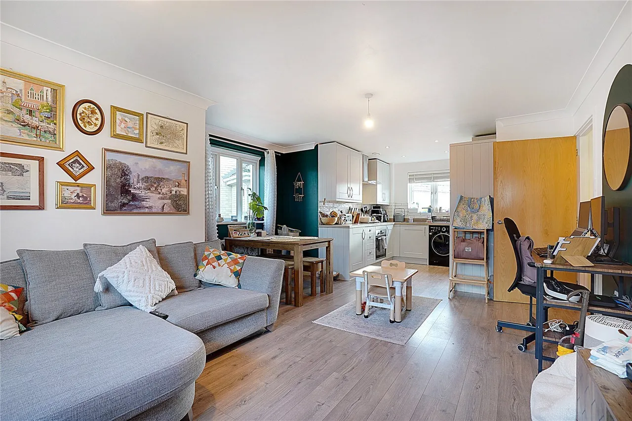 Sherwood Avenue, Larkfield, Aylesford, Kent, ME20, photo 3