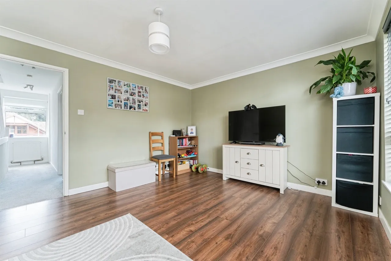 Warren Close, Brandon, photo 9