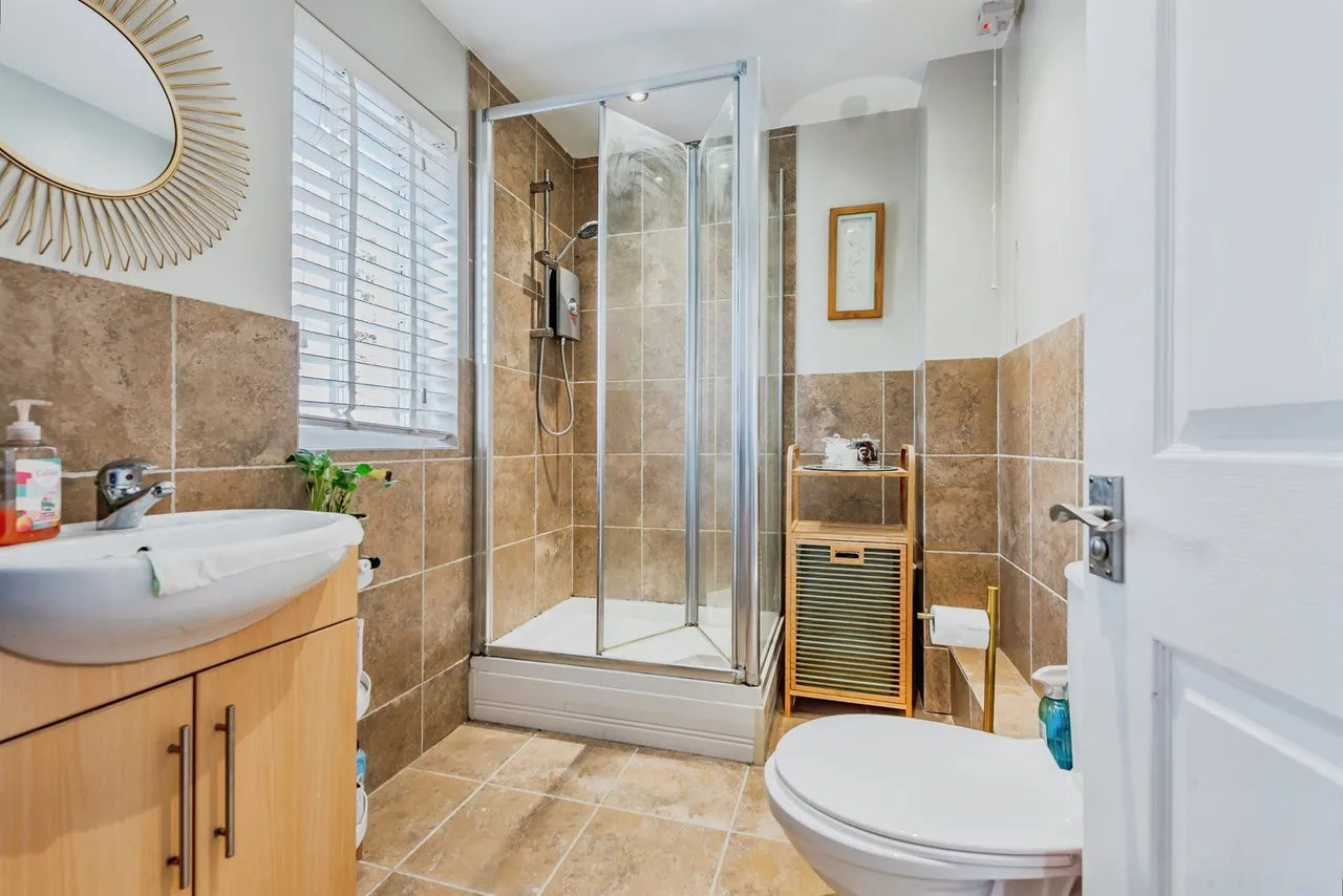 Plough Close, Ifield, RH11, photo 19