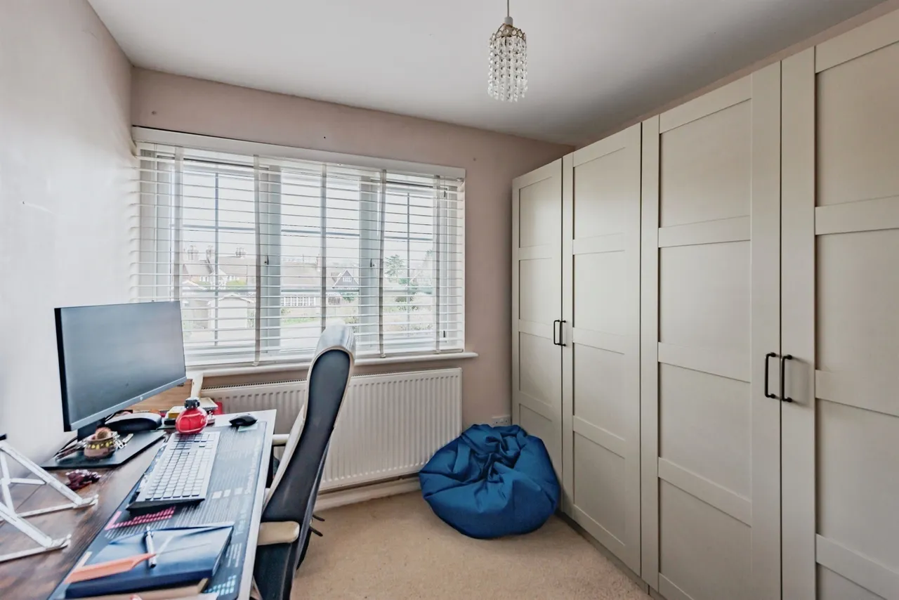 Plough Close, Ifield, RH11, photo 18