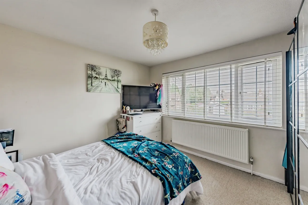 Plough Close, Ifield, RH11, photo 15