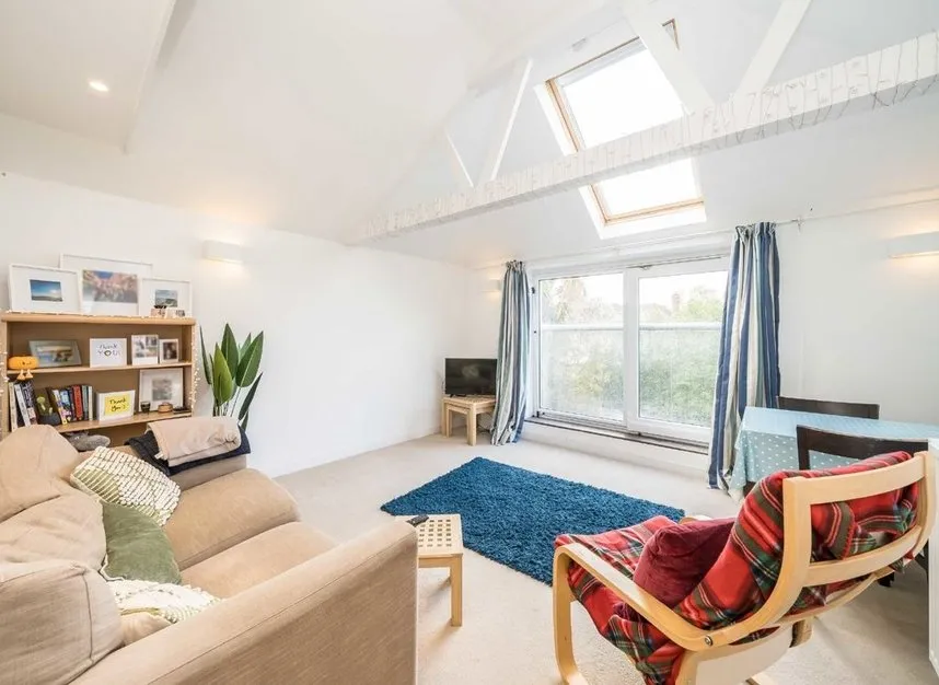 Gainsborough Road, Kew, TW9, photo 2