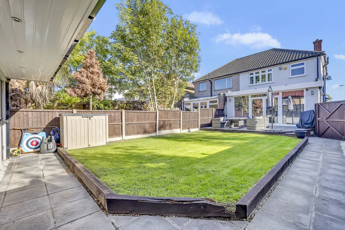 Dover Close, Romford, RM5, photo 20