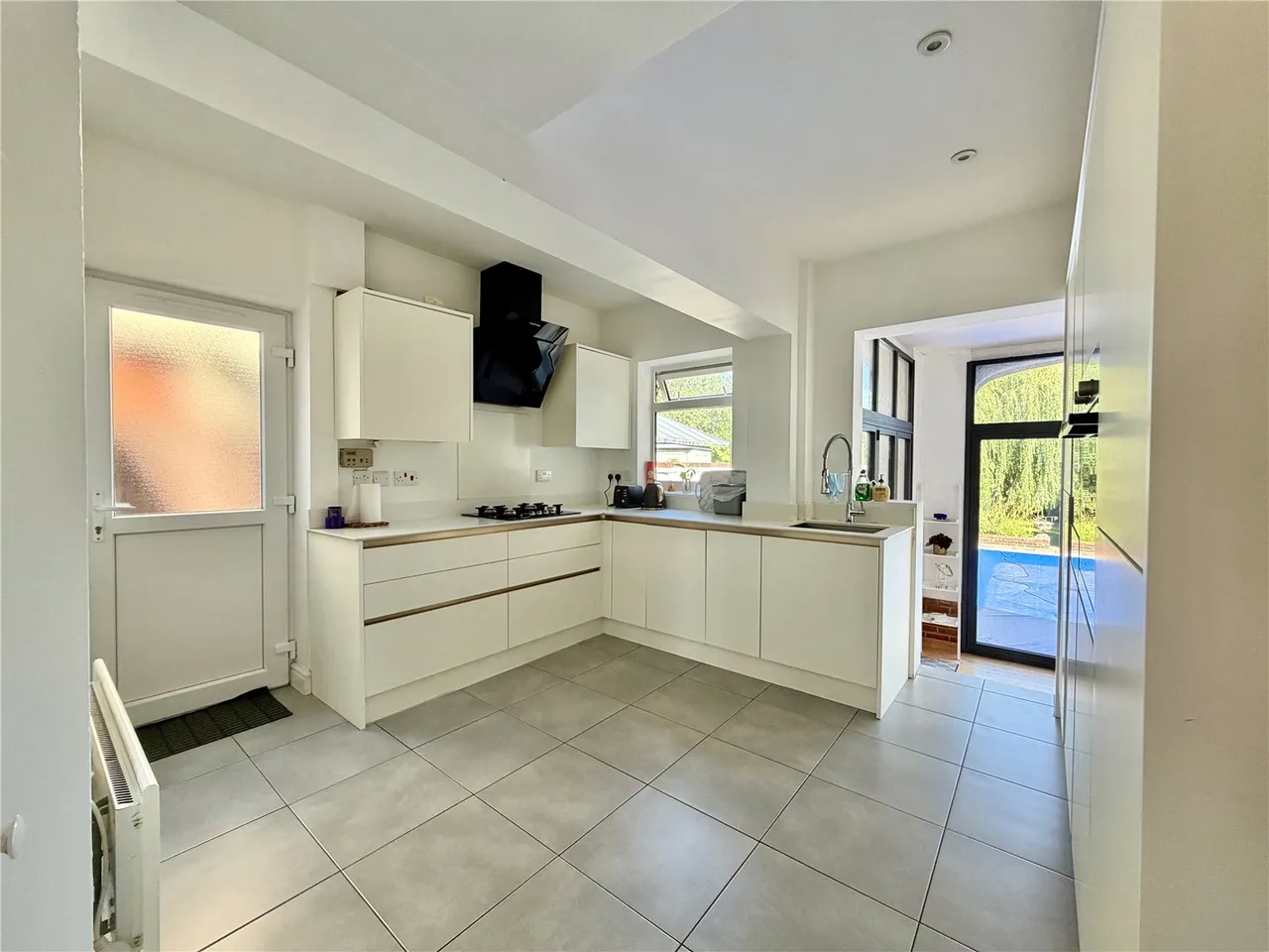 Cranmore Lane, Aldershot, Hampshire, GU11 3BB, photo 4