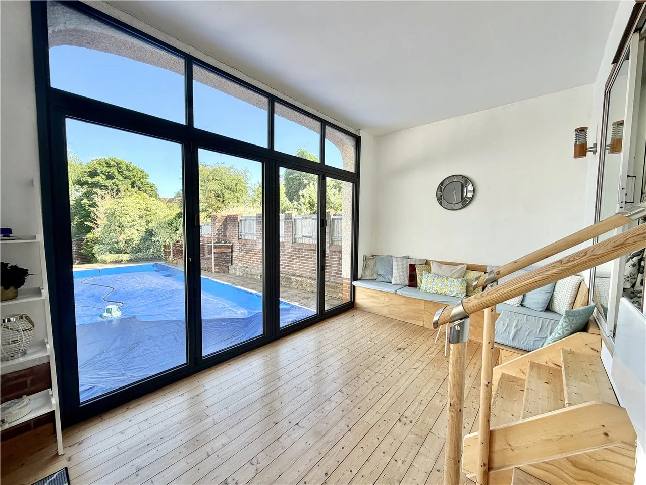Cranmore Lane, Aldershot, Hampshire, GU11 3BB, photo 9