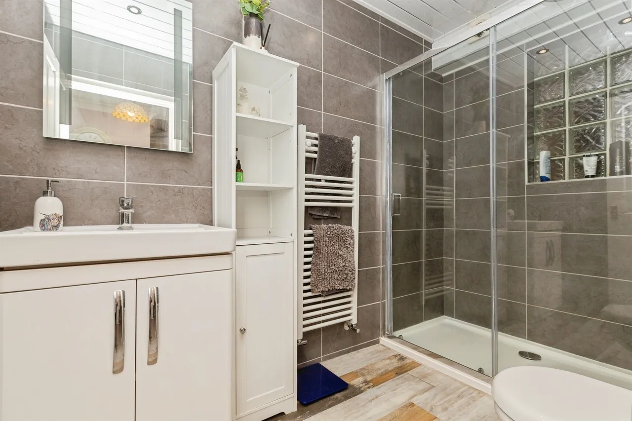 Dunstable Road, Tilsworth, LU7, photo 9