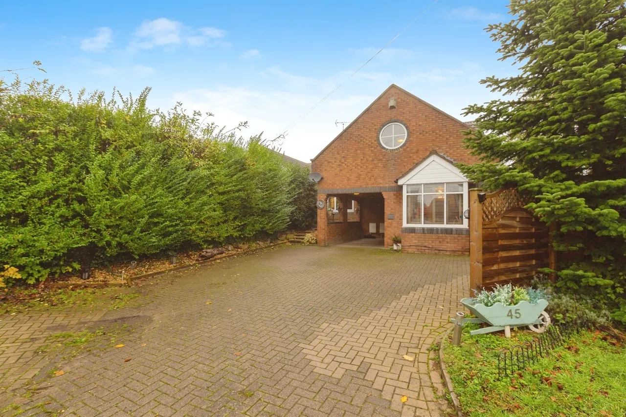 Dunstable Road, Tilsworth, LU7, photo 18