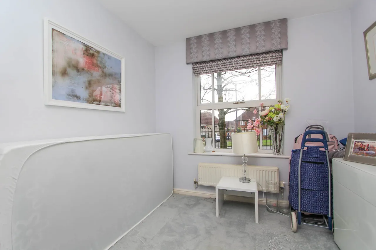Flat 1, Montgomery House, Sutton Coldfield, 24 Gunner Grove, B75 7HE, photo 14