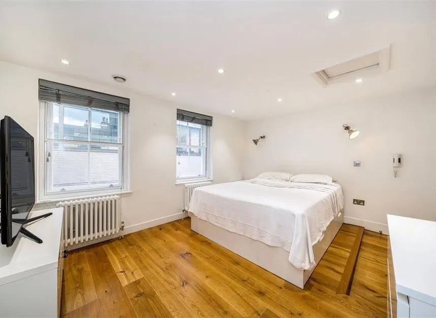 Ganton Street, Fitzrovia & Covent Garden, W1F, photo 4