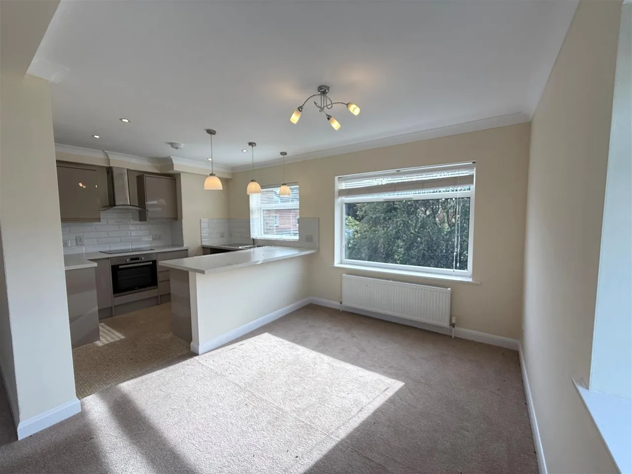 Wynbrook Court, Scalby, YO13, photo 7