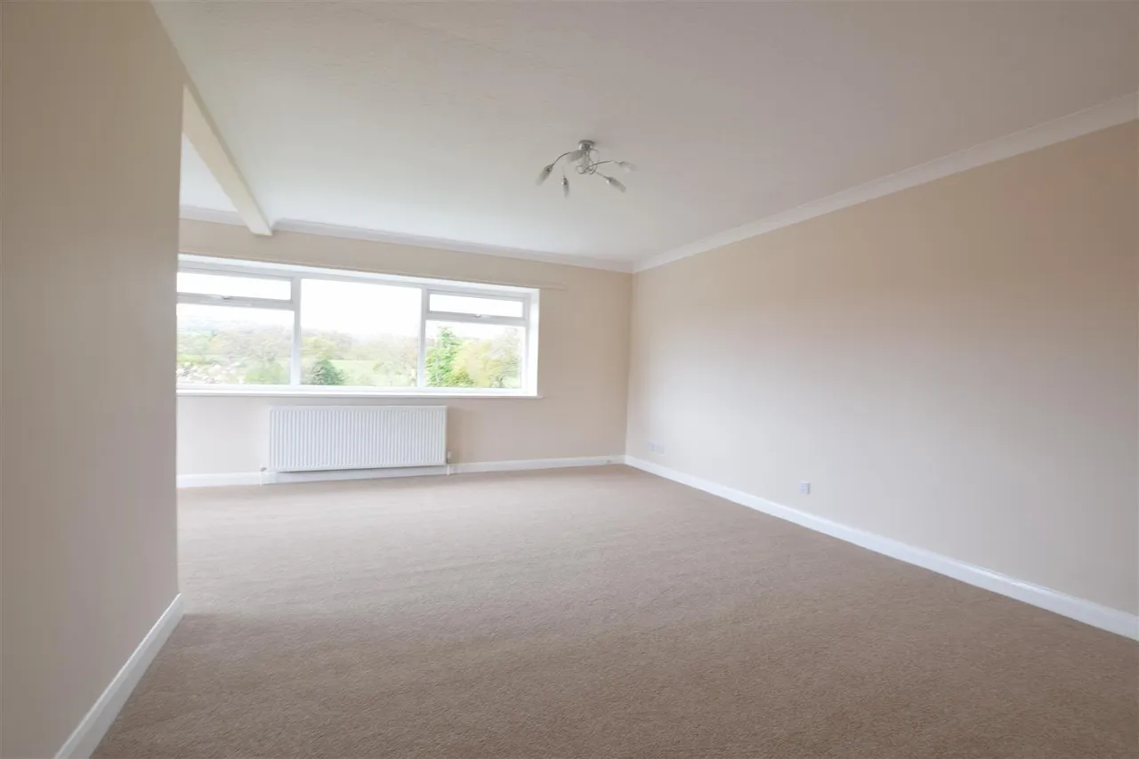 Wynbrook Court, Scalby, YO13, photo 3