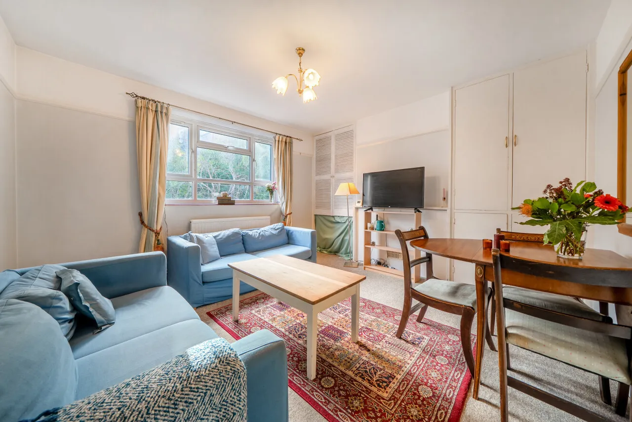 3 bed flat for sale, Dancer Road, Fulham, SW6