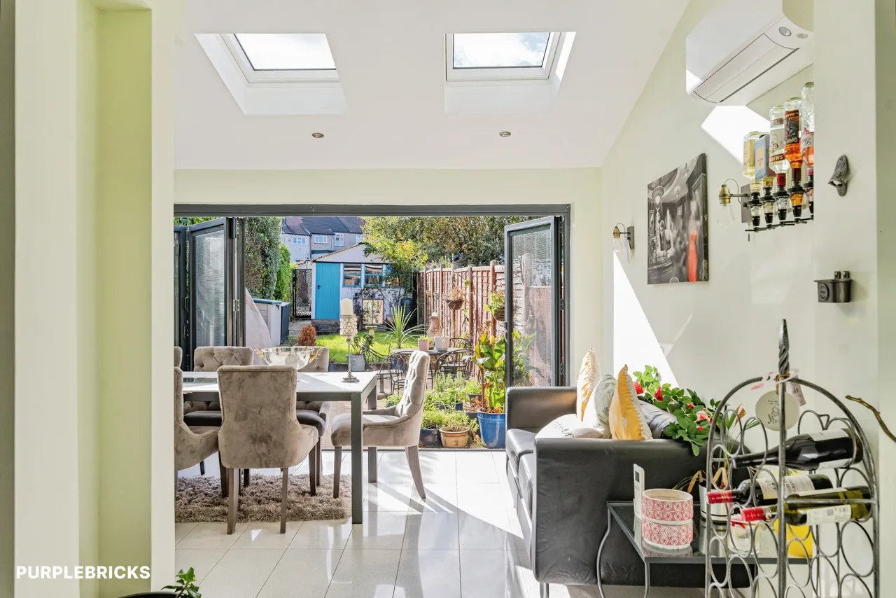 Wickham Crescent, West Wickham, BR4, photo 21