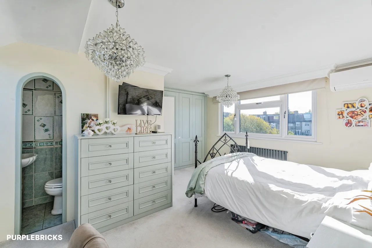 Wickham Crescent, West Wickham, BR4, photo 17