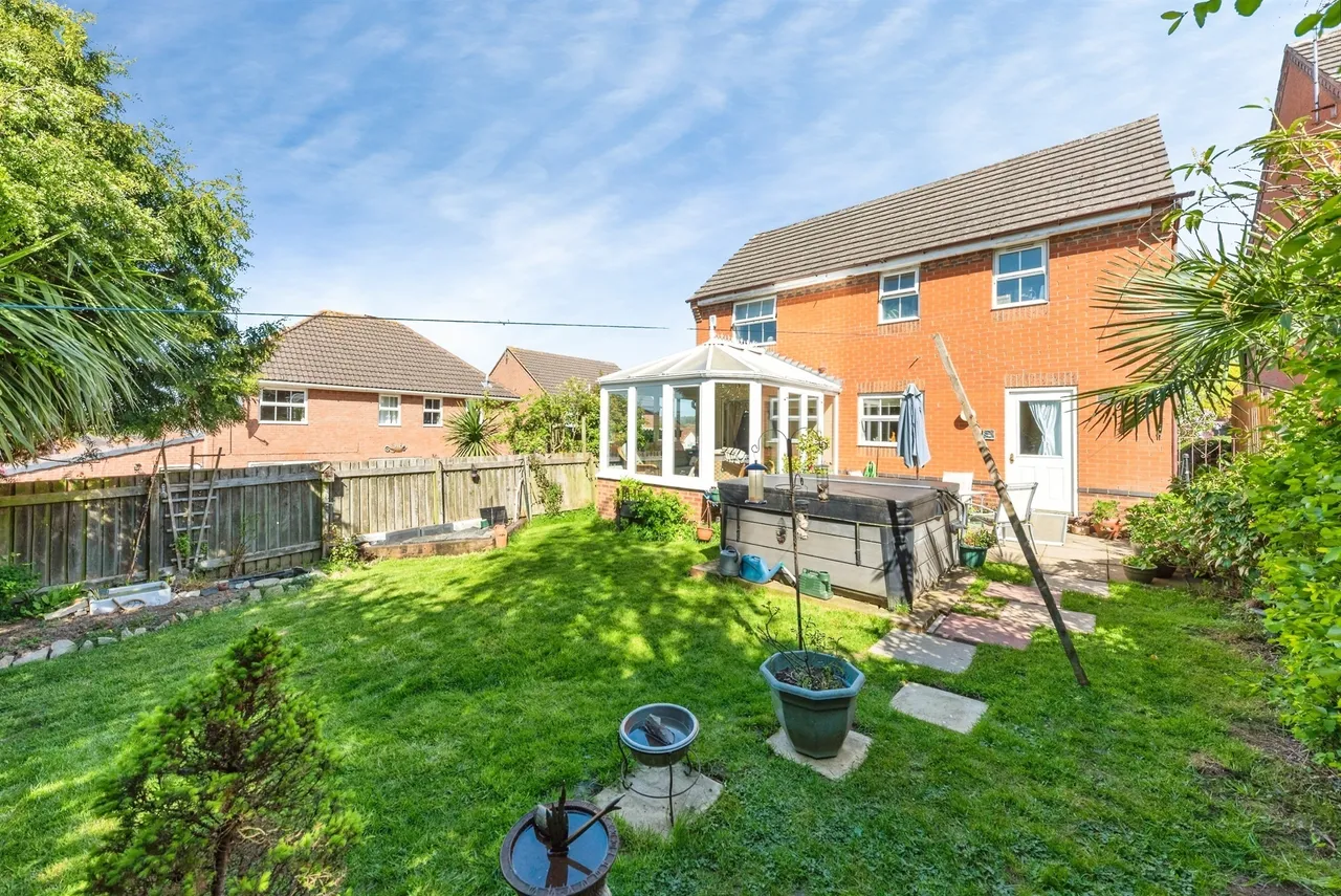 4 bed house for sale, Prestwick Close, Grantham, NG31