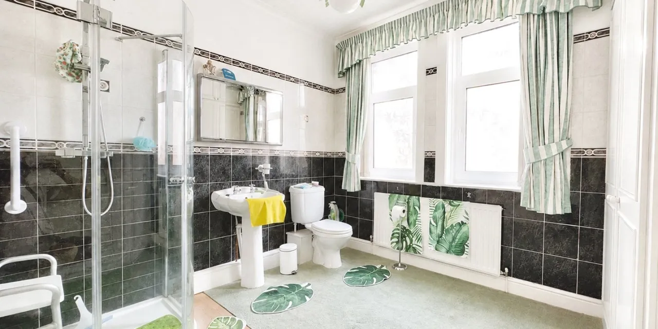 South Parade, West Kirby, CH48, photo 10