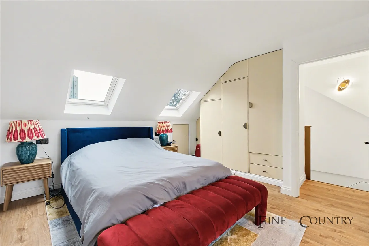 Crewys Road, London, photo 11