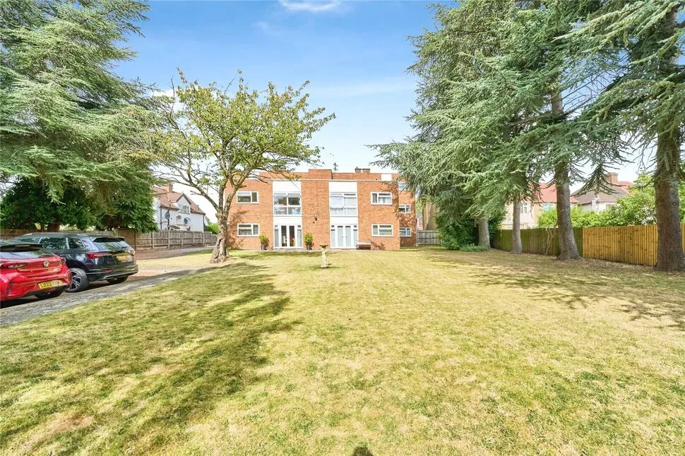 The Birches, Heathside, Whitton, Hounslow, TW4, photo 5