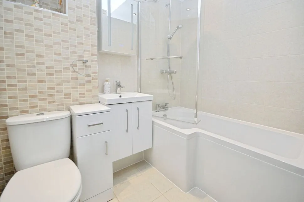 The Birches, Heathside, Whitton, Hounslow, TW4, photo 4