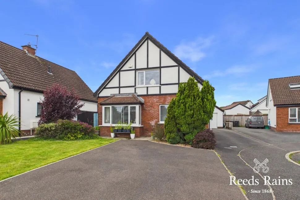 3 bed house for sale, Broadlands Park, Carrickfergus, BT38
