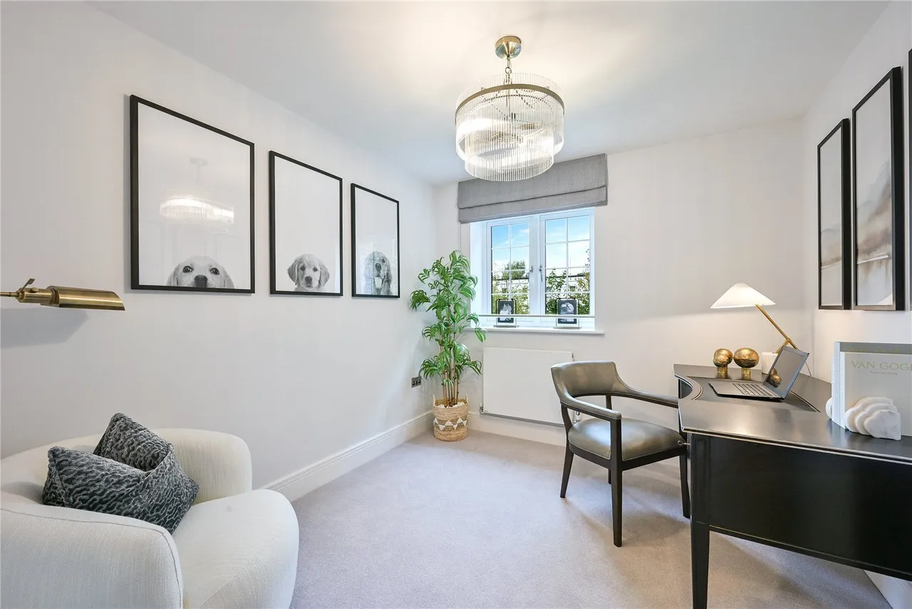Shelvers Way, Tadworth, KT20, photo 10