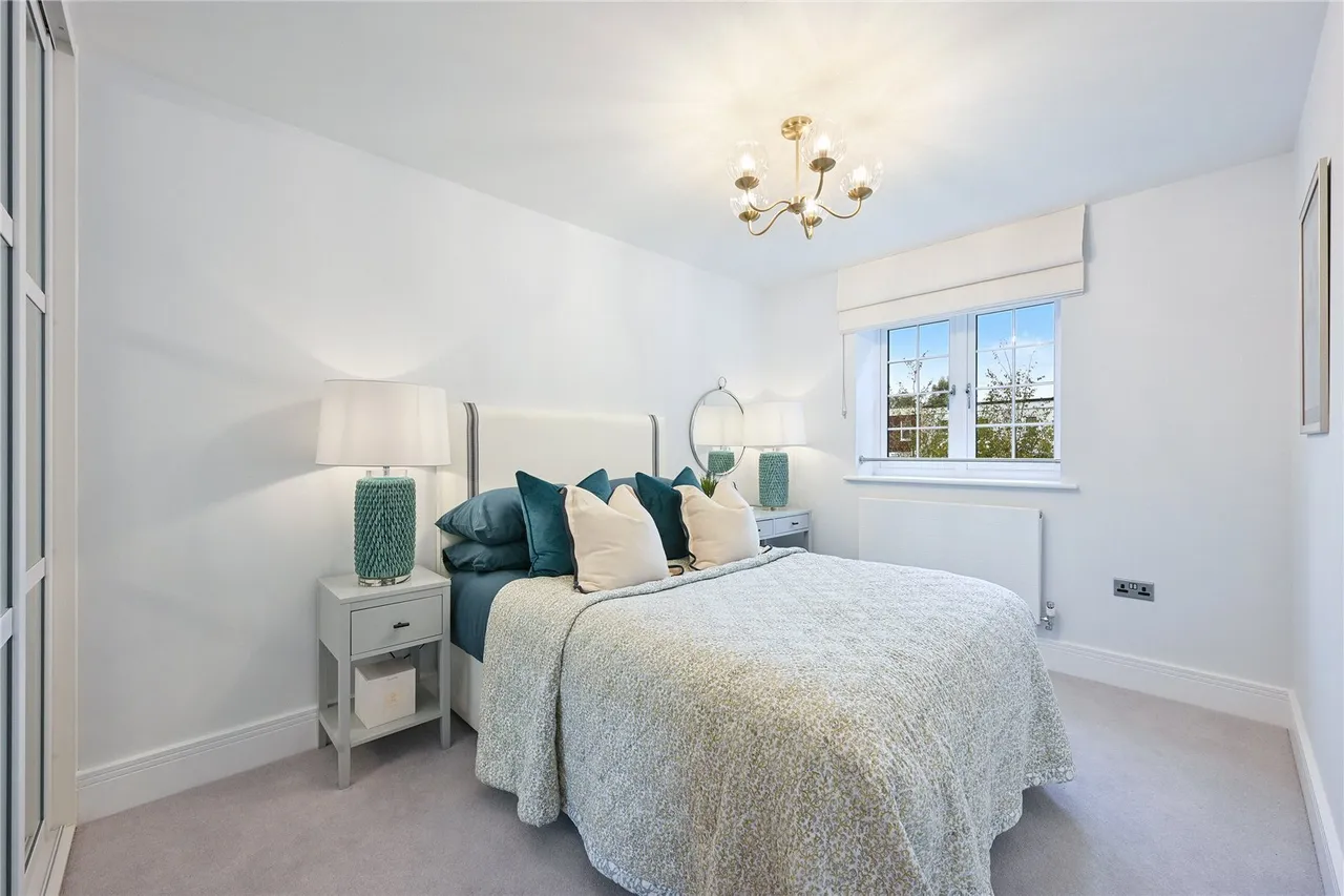 Shelvers Way, Tadworth, KT20, photo 14