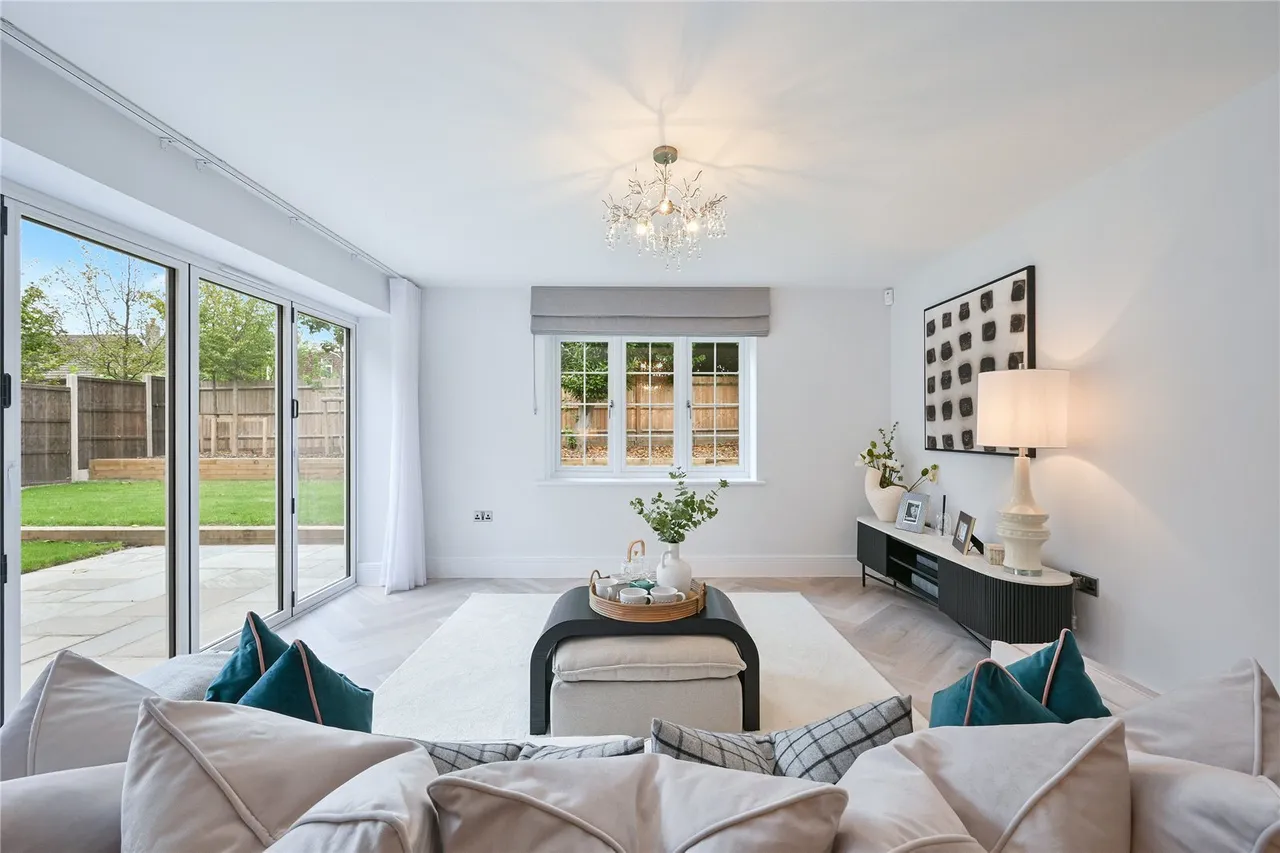 Shelvers Way, Tadworth, KT20, photo 8