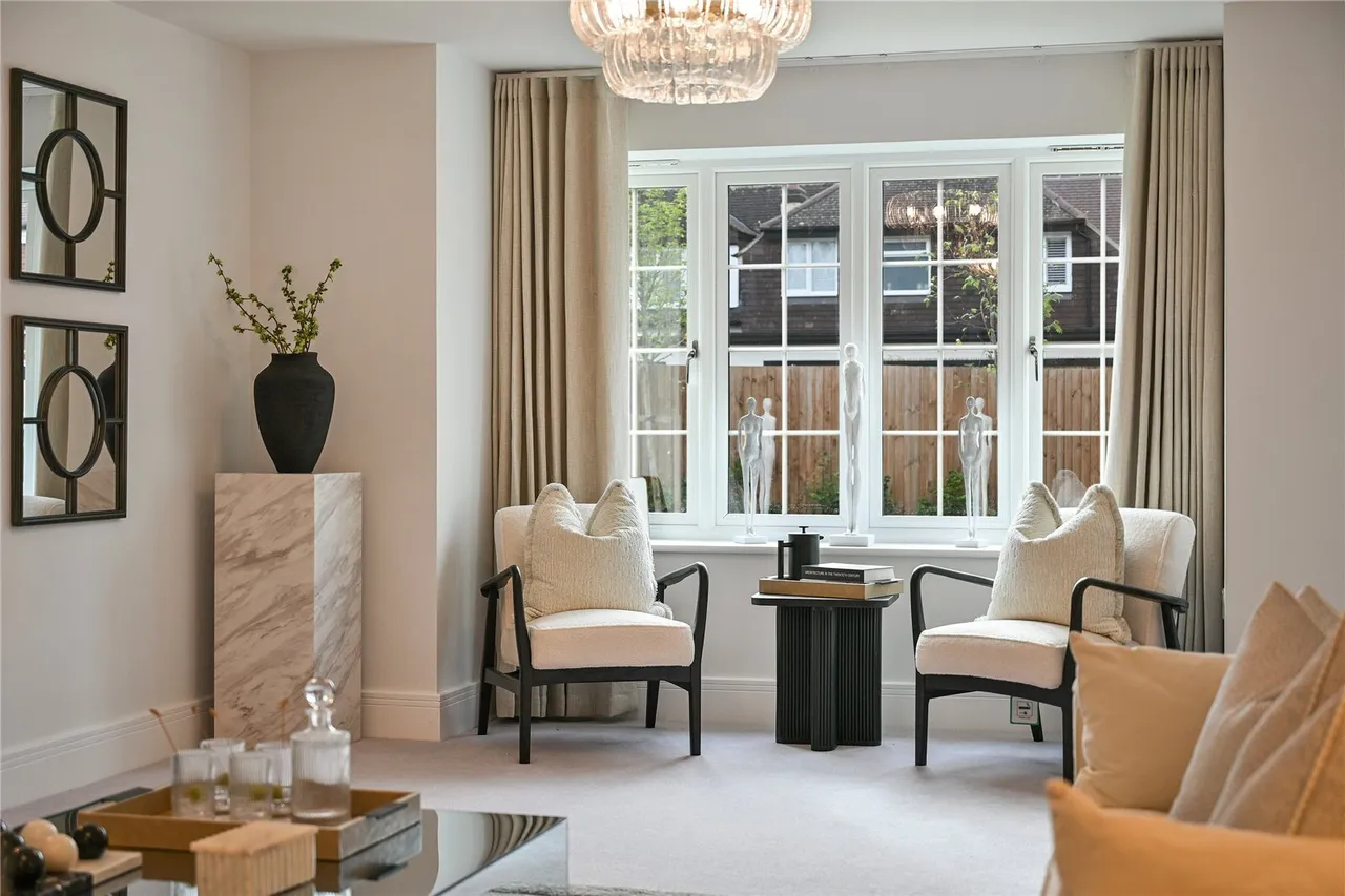 Shelvers Way, Tadworth, KT20, photo 2