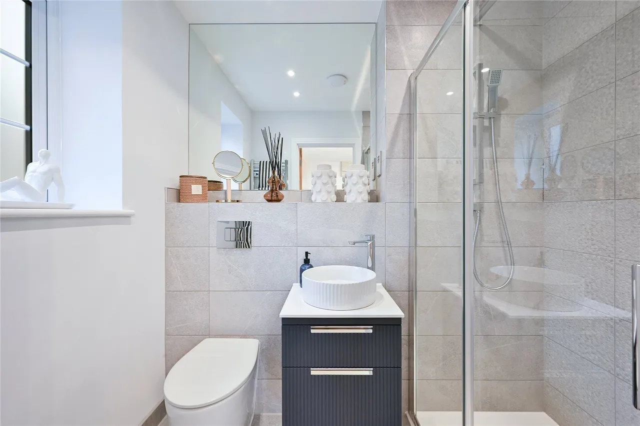 Shelvers Way, Tadworth, KT20, photo 9