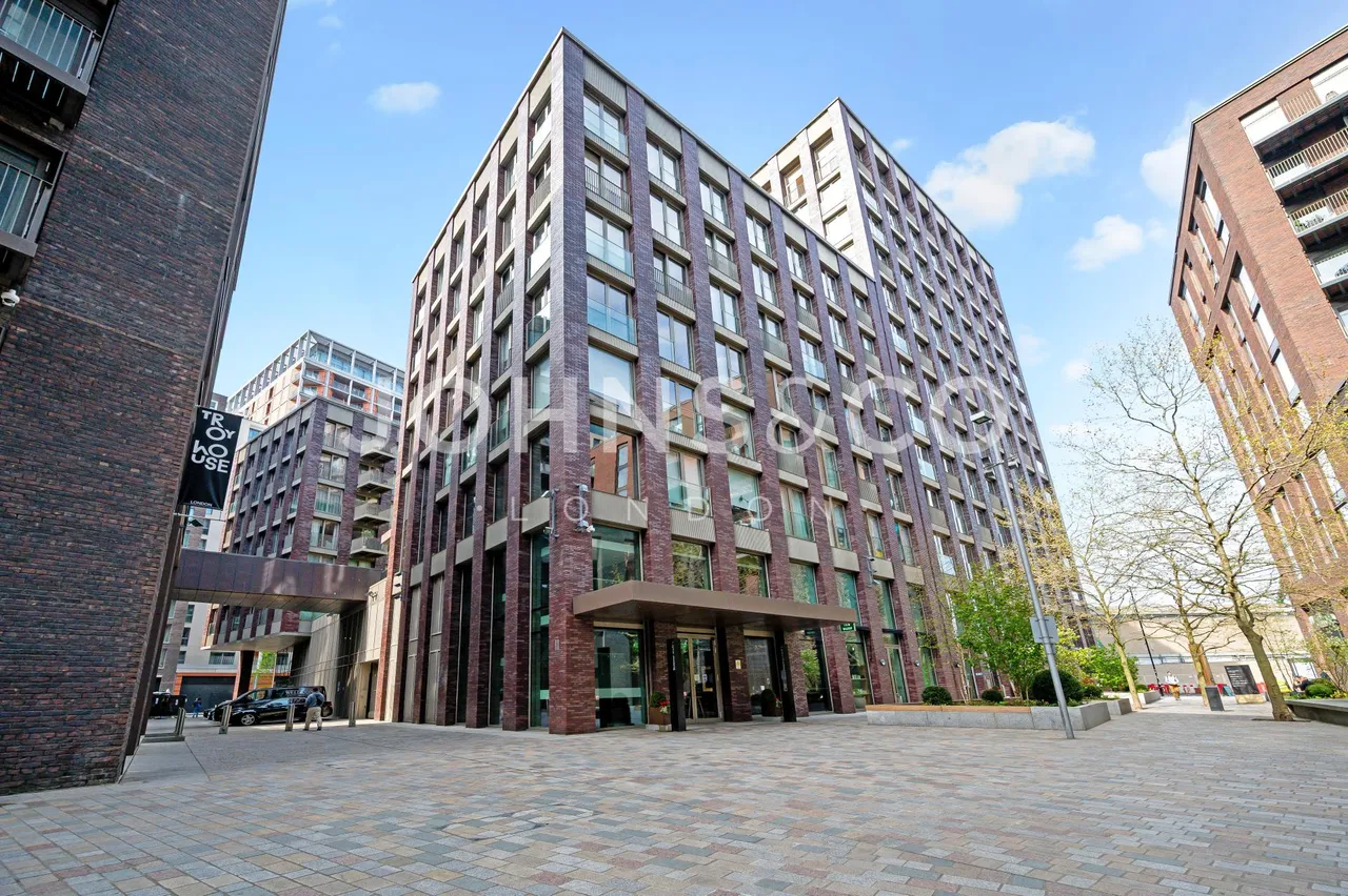 Embassy Gardens, Nine Elms, SW11, photo 12