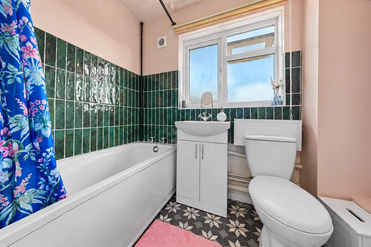 Brownsover Close, Castle Bromwich, photo 9