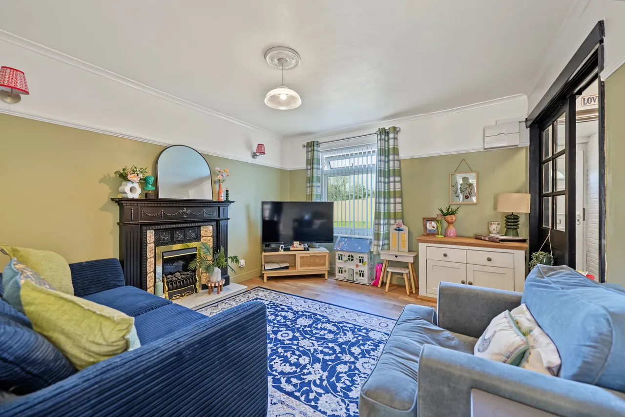 Brownsover Close, Castle Bromwich, photo 5