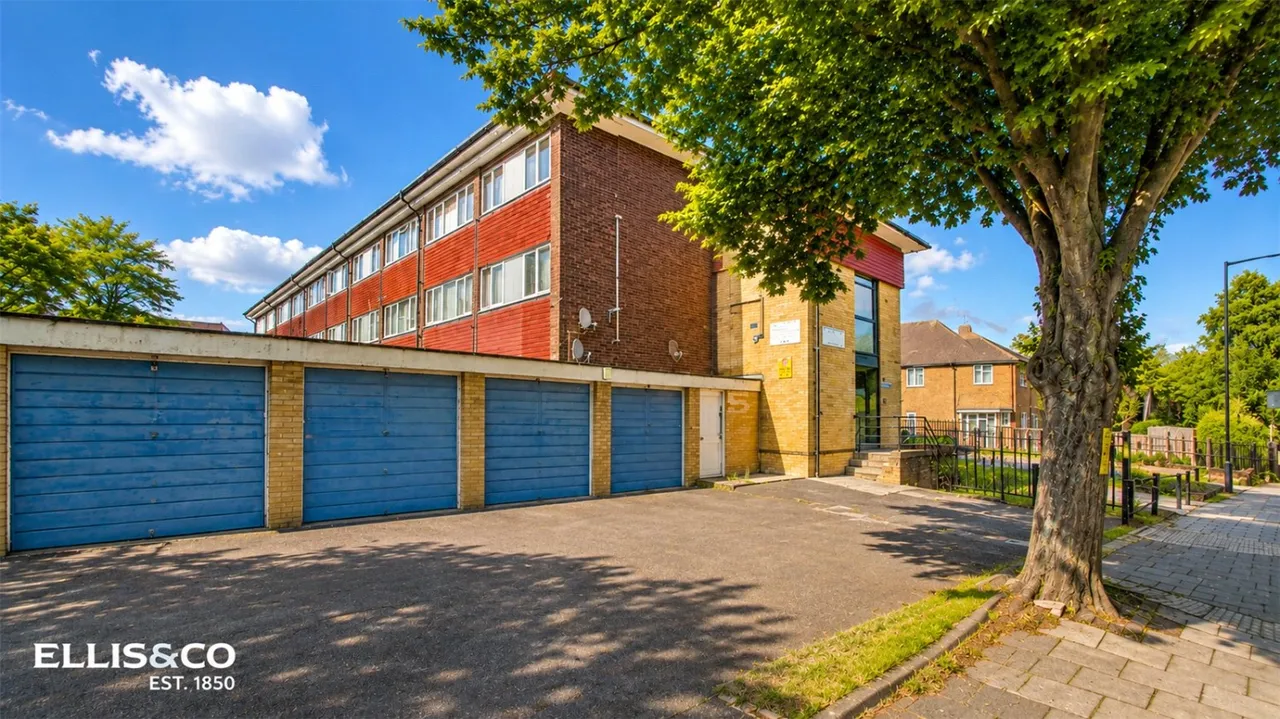 Barnhill Road, Wembley, HA9, photo 9
