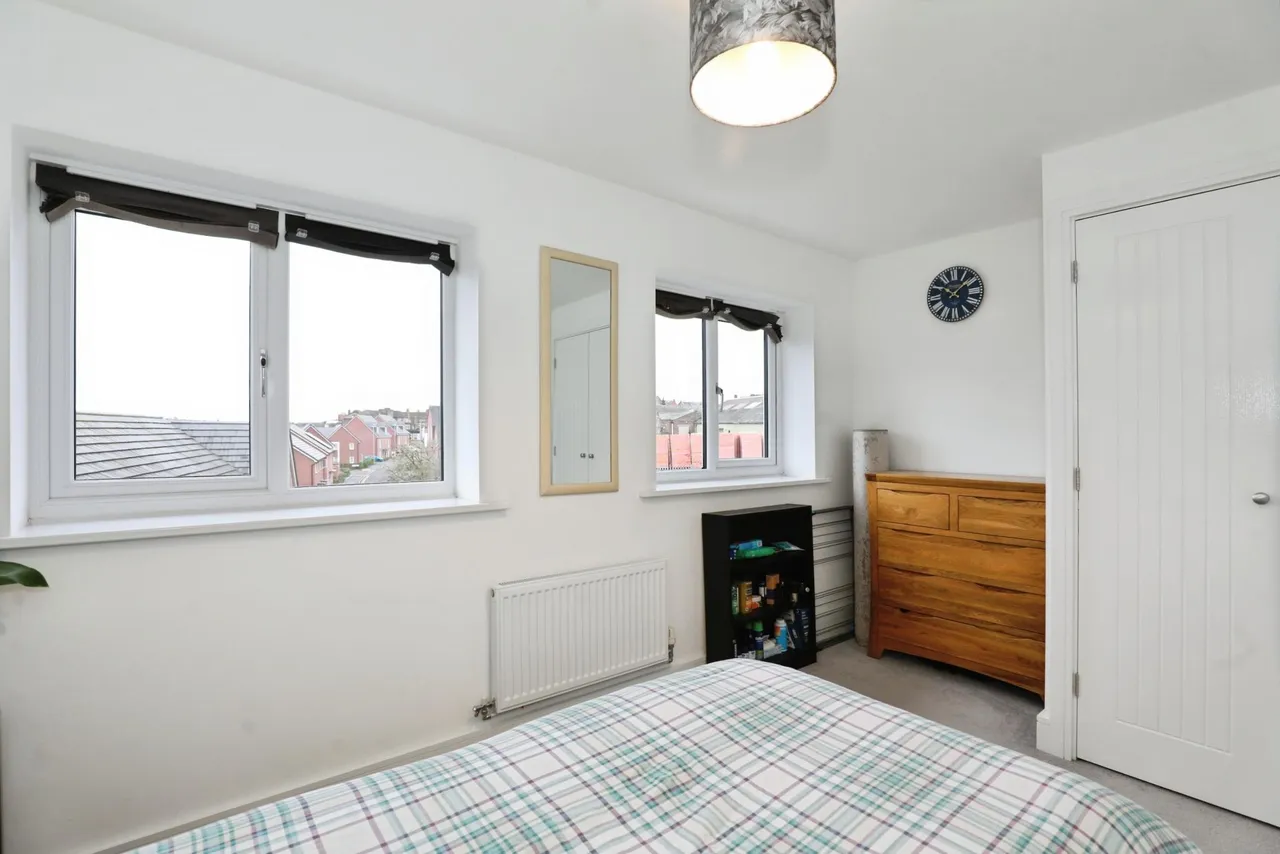 Luscian Ware Close, Burslem, ST6, photo 13