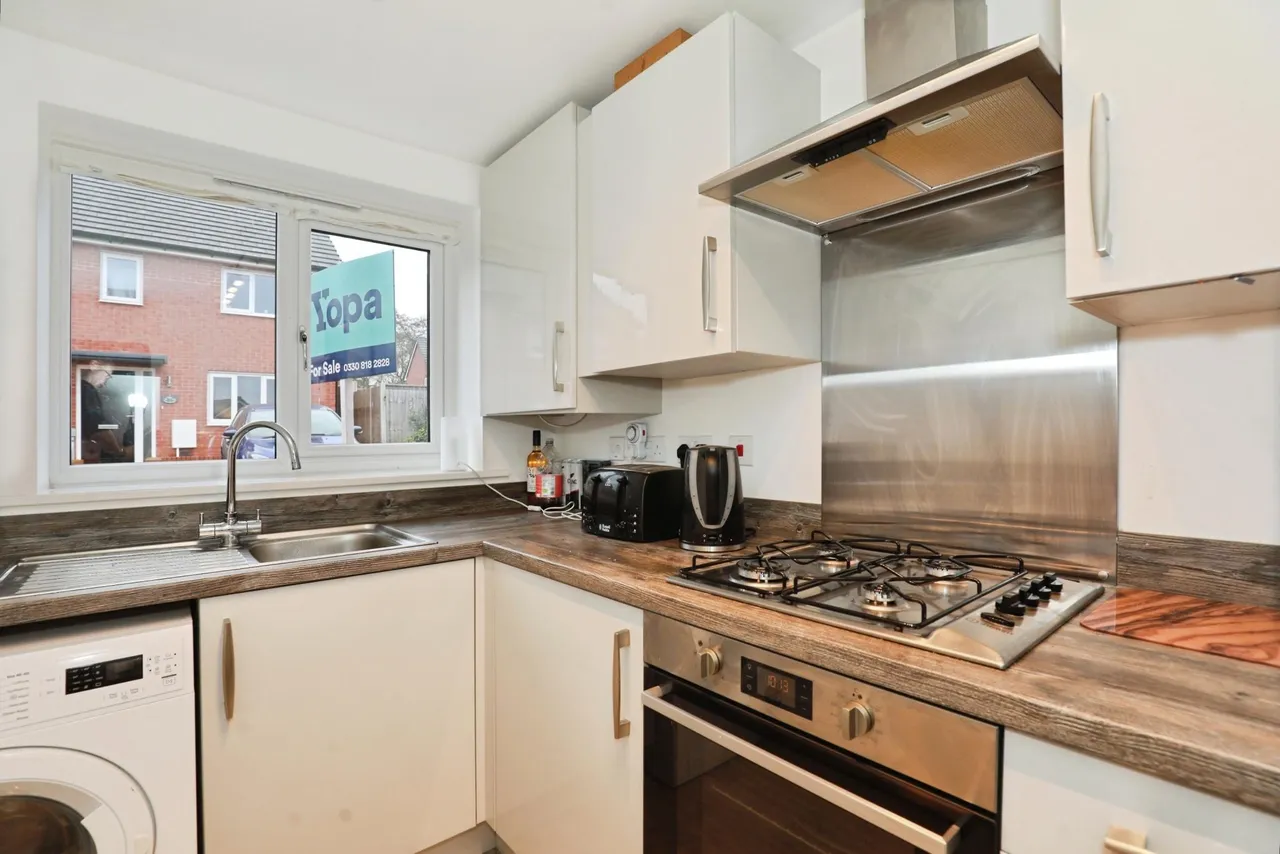 Luscian Ware Close, Burslem, ST6, photo 8