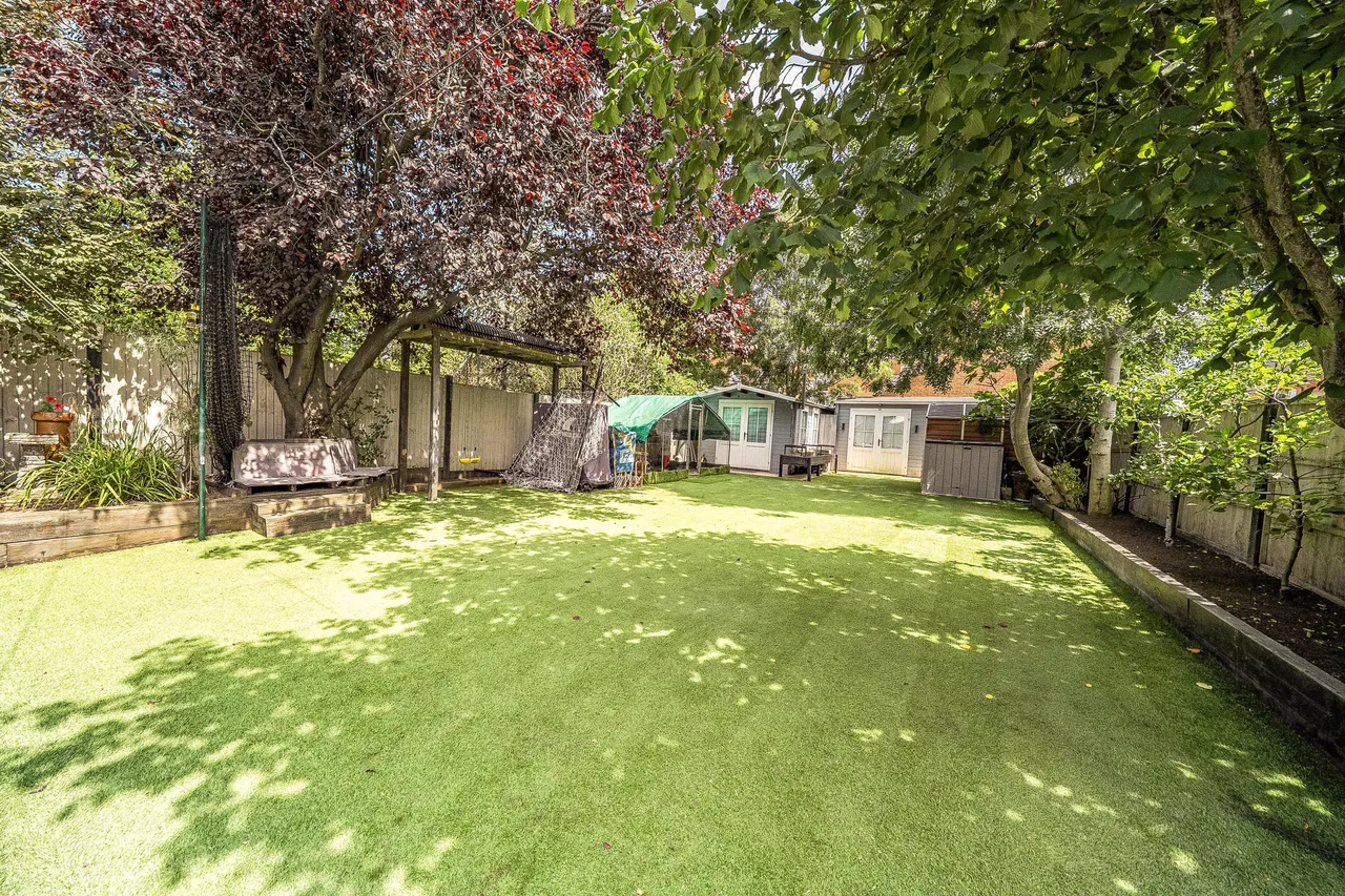 Caves Lane, Bedford, photo 22