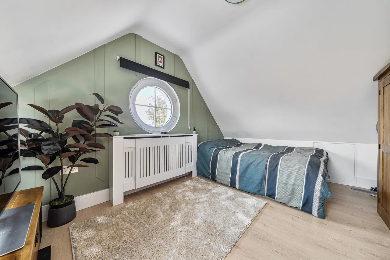Caves Lane, Bedford, photo 18