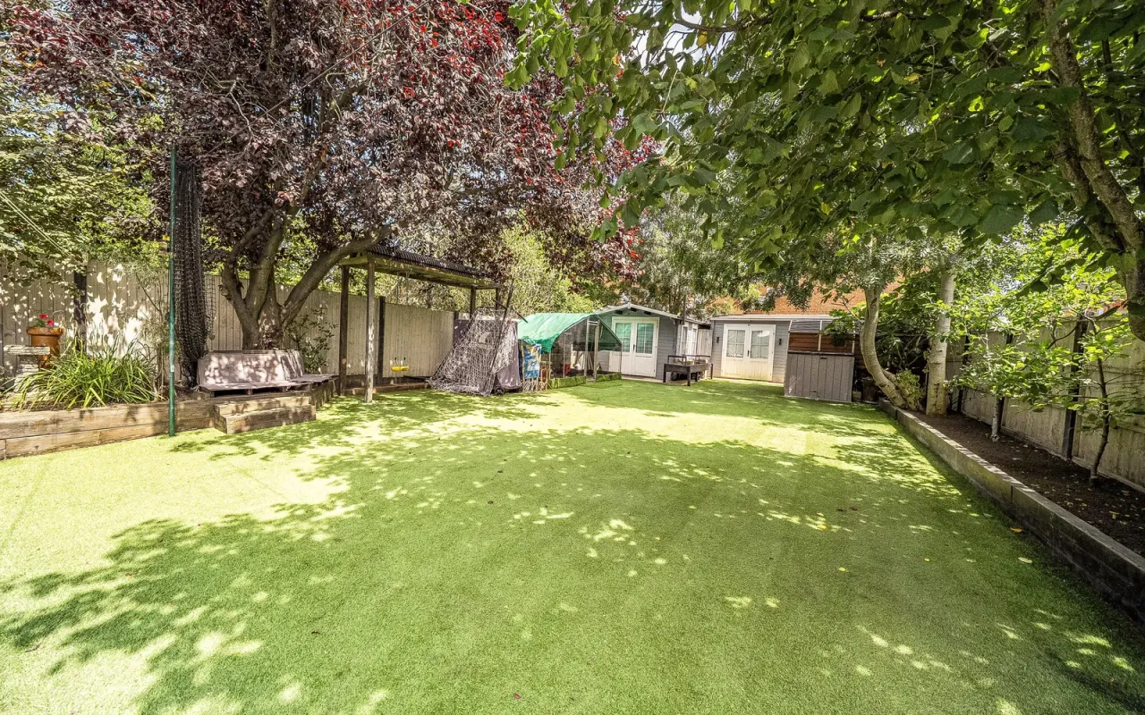 Caves Lane, Bedford, photo 22