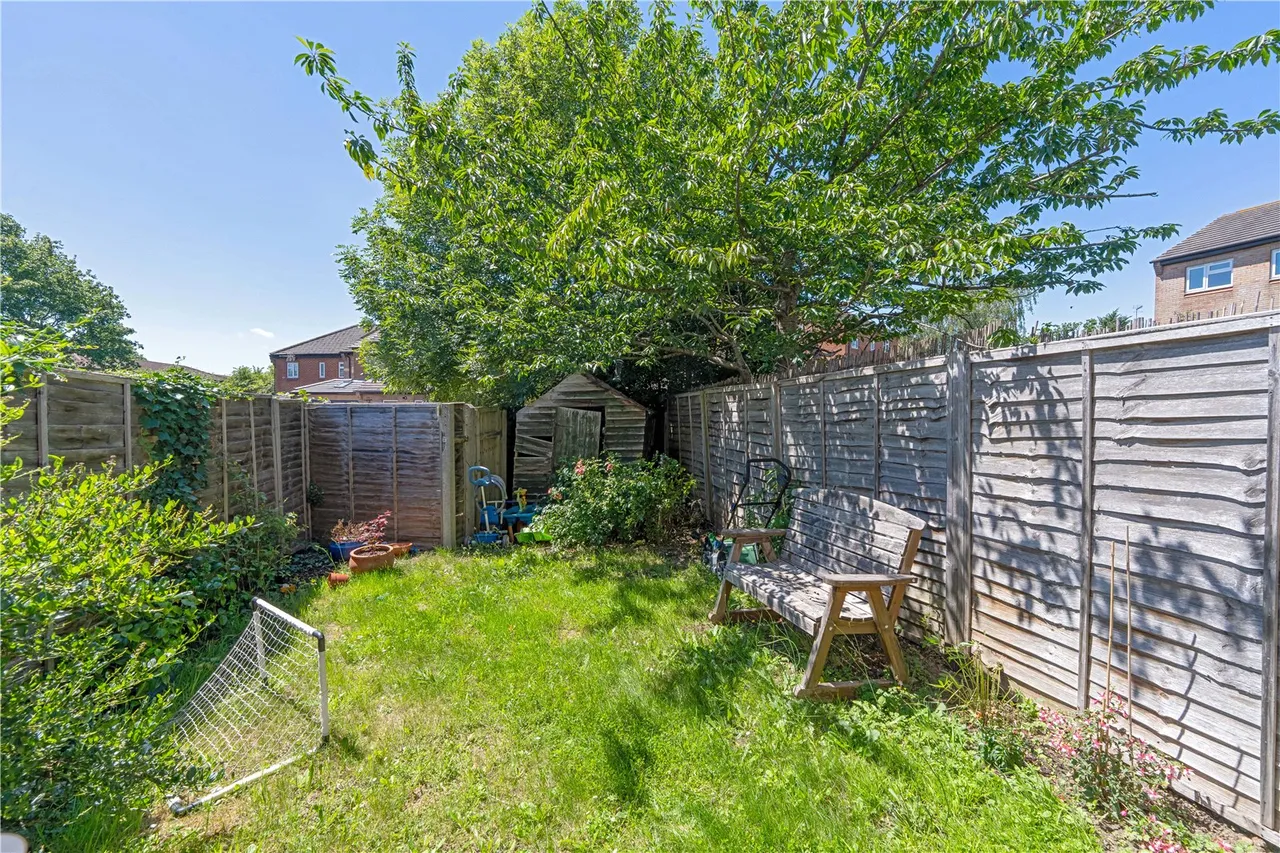 Sonning Gardens, Hampton, TW12 3PN, photo 10