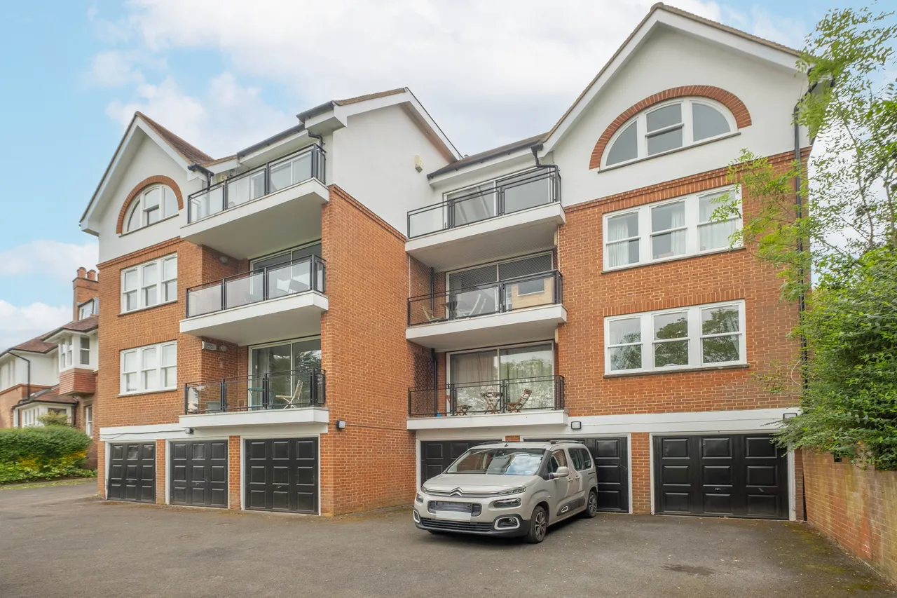 Arthur Road, London, SW19, photo 12