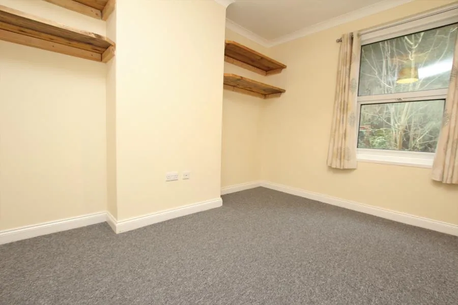 Bath Road, Arnos Vale, BS4, photo 6