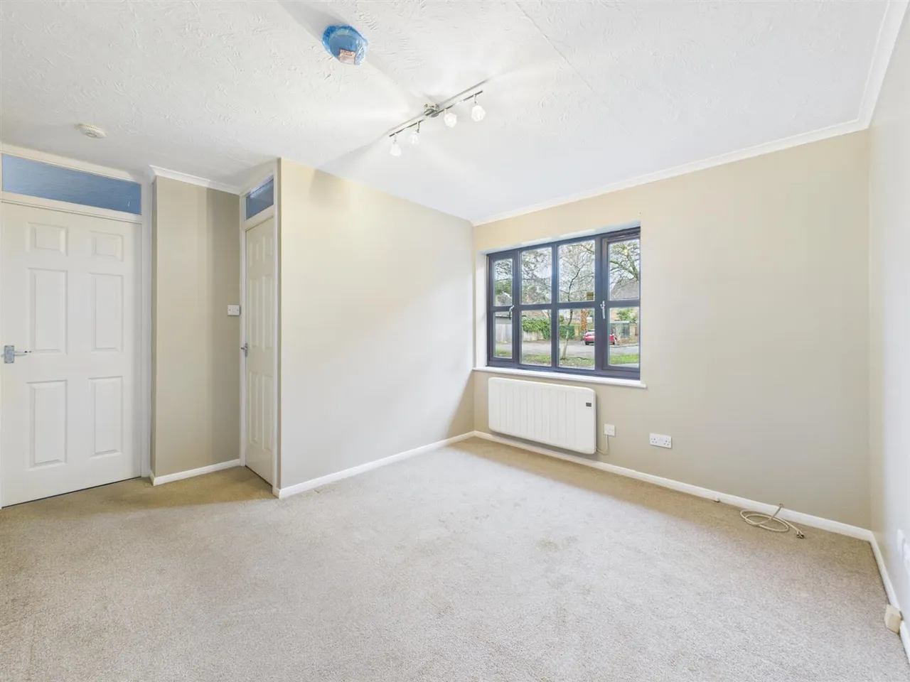 Jasmin Close, Northwood, Middlesex, HA6 1DH, photo 2