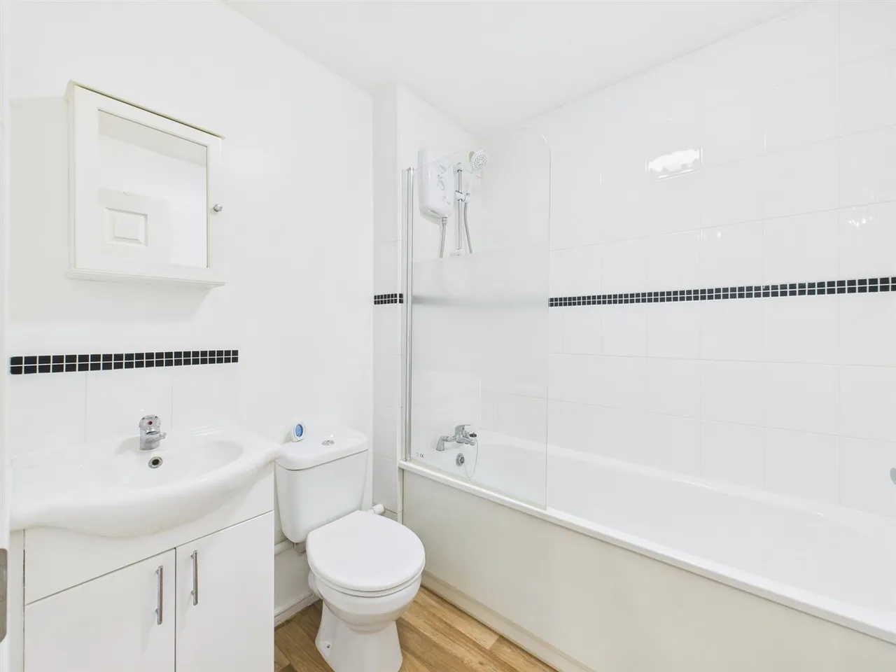 Jasmin Close, Northwood, Middlesex, HA6 1DH, photo 5