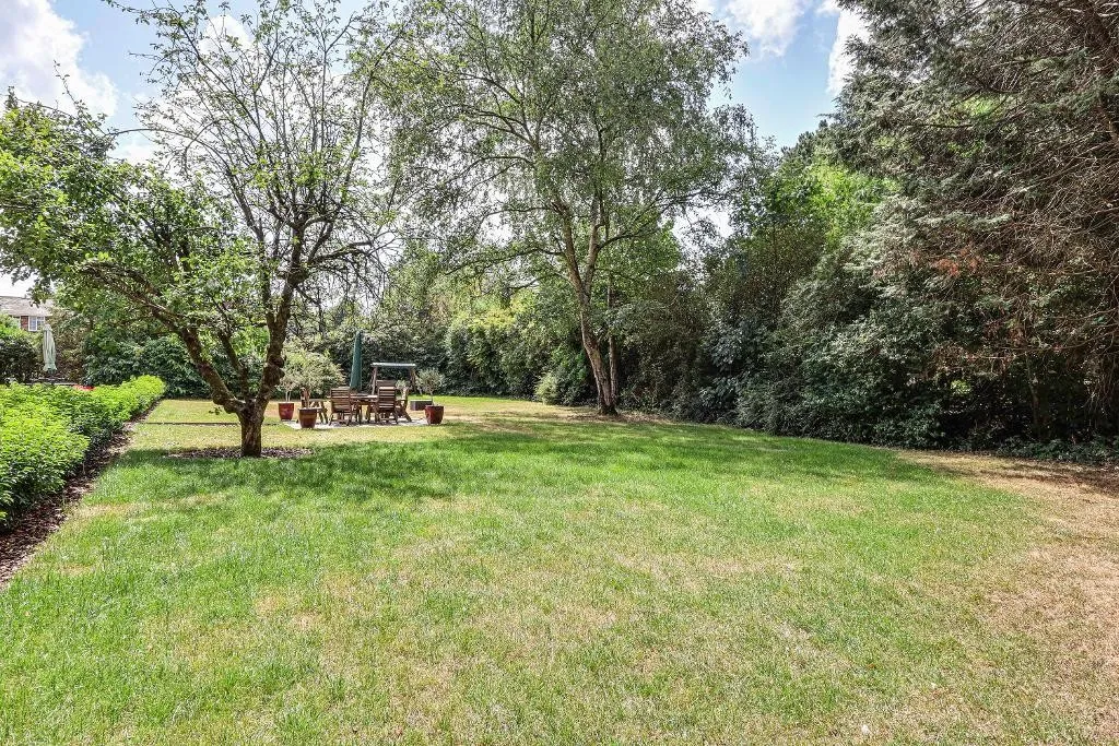 Hillbury Road, Warlingham, photo 20