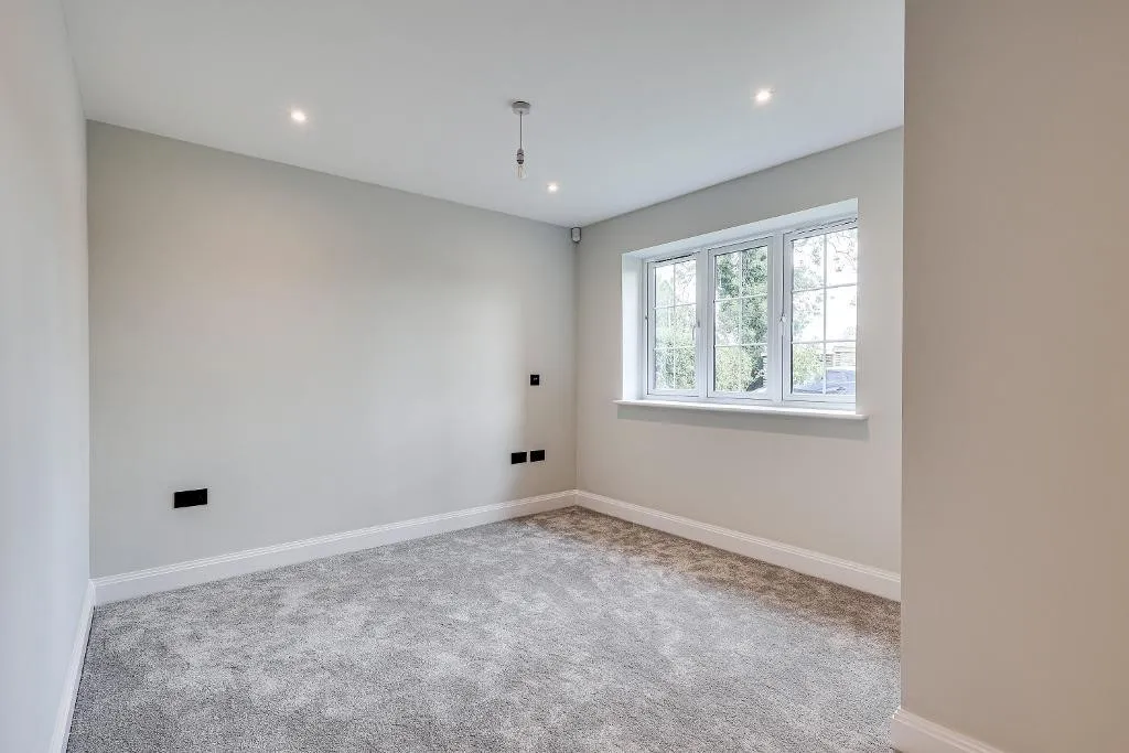 Hillbury Road, Warlingham, photo 13