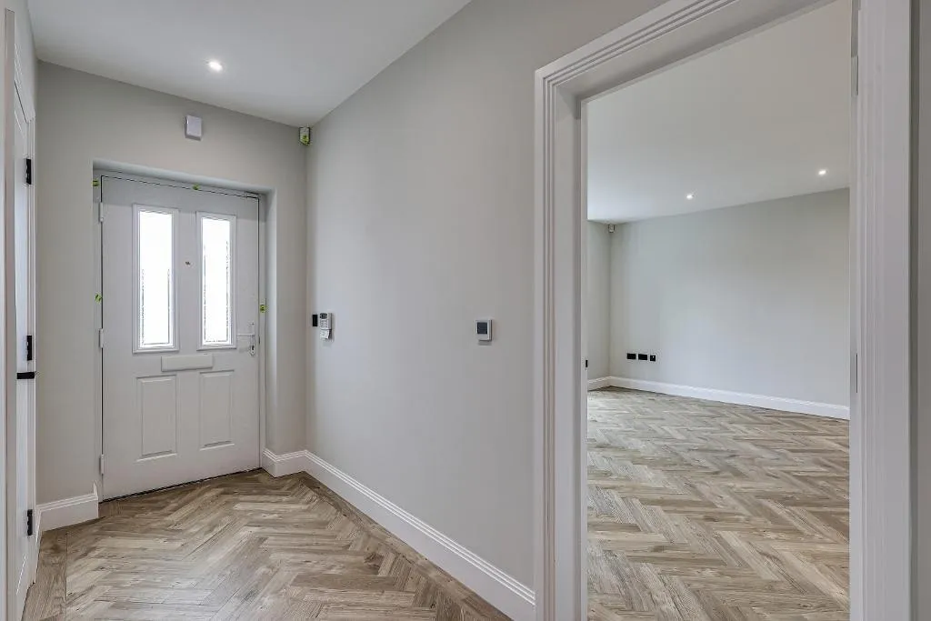 Hillbury Road, Warlingham, photo 10
