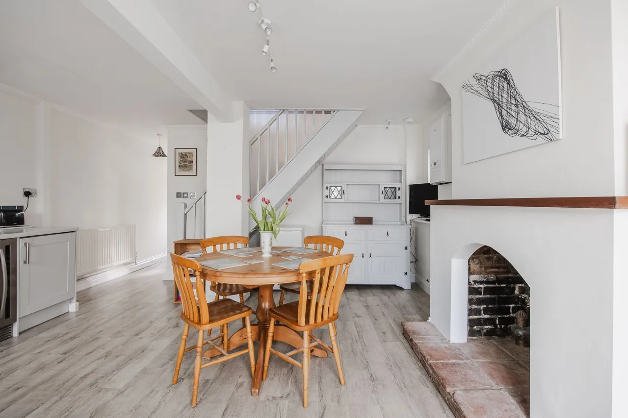 Three Bedroom with Loft Conversion Se, photo 6